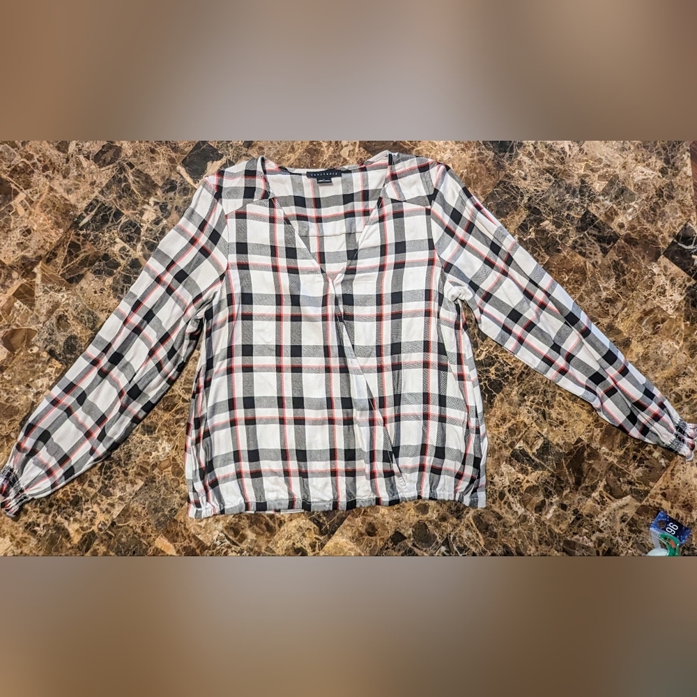 5/$25 Sanctuary Plaid Top - Picture 3 of 5